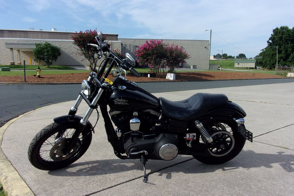 harley davidson street cruiser